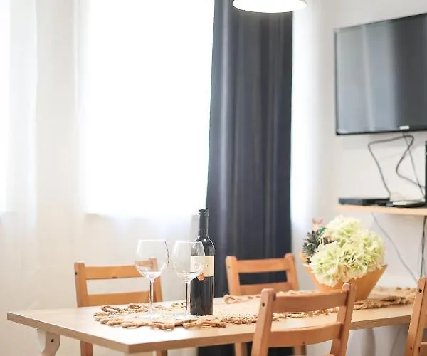 Casa Della Nonna Old Town Lägenhet *