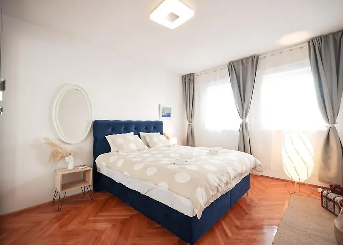 Casa Della Nonna Old Town * زادار